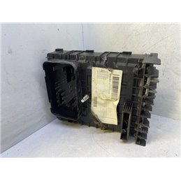 VW CADDY Biztosítéktábla Motortér