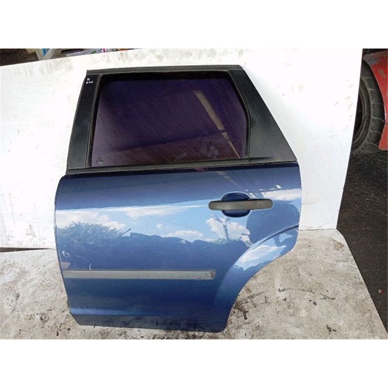 FORD FOCUS II Kombi (DA_) Bal hátsó Ajtó (Részeivel)