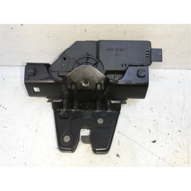 BMW 3 E46 Csomagtérajtó Zárszerkezet