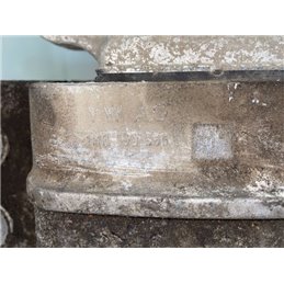 VW GOLF V Motor Tartó Bak Bal