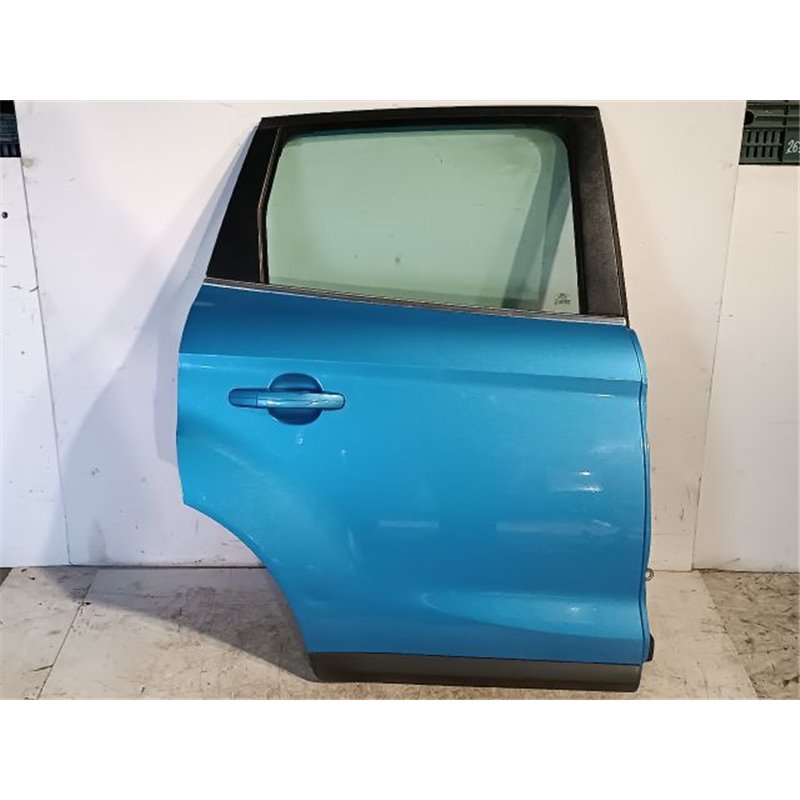 FORD KUGA I Jobb hátsó Ajtó (Részeivel)