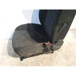 KIA CEED Ferdehátú (ED) Jobb első Ülés