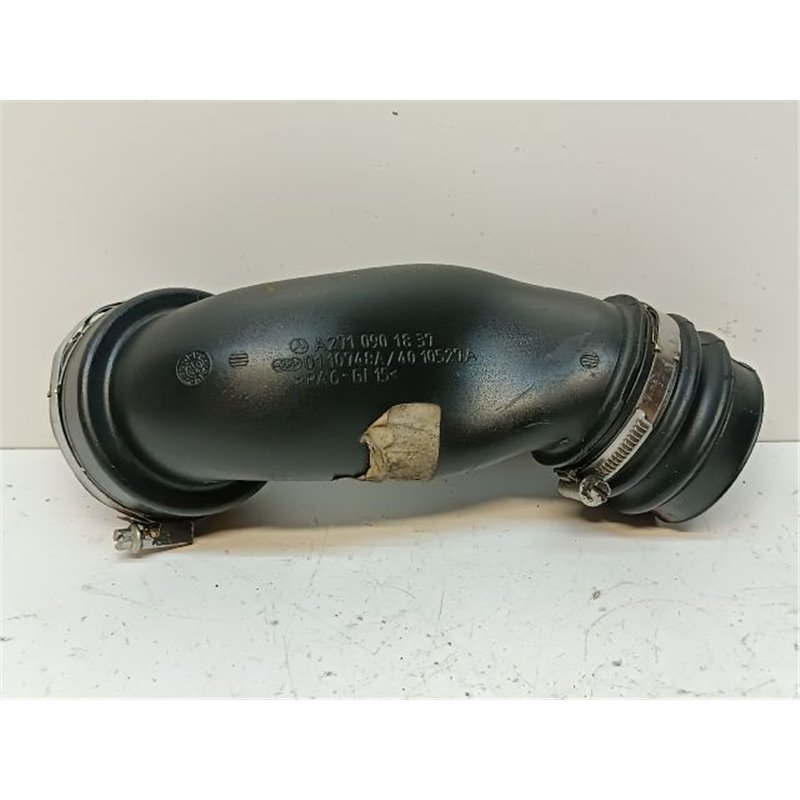 MERCEDES-BENZ C-CLASS (W204) Turbócső