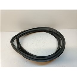 MERCEDES-BENZ C-CLASS (W204) Csomagtérajtó Gumikéder