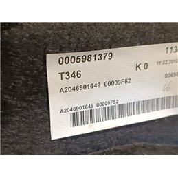 MERCEDES-BENZ C-CLASS (W204) Kalaptartó