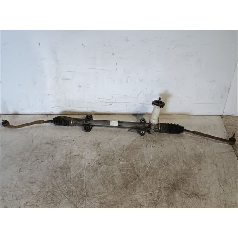 KIA CEED Ferdehátú (ED) Kormánymű Nem szervós