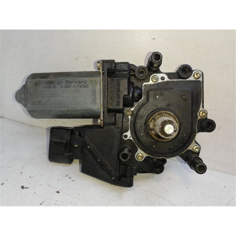 AUDI A6 C5 Jobb első Ablakemelő Motor