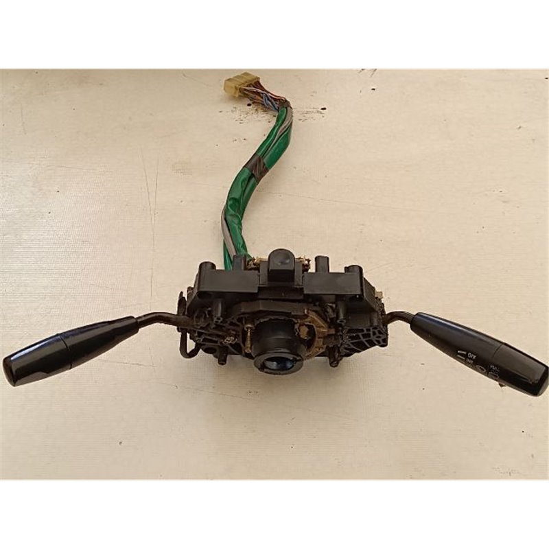 SUZUKI SWIFT II Ferdehátú (EA, MA) Komplett Kormánykapcsoló (Bajuszkapcsoló)