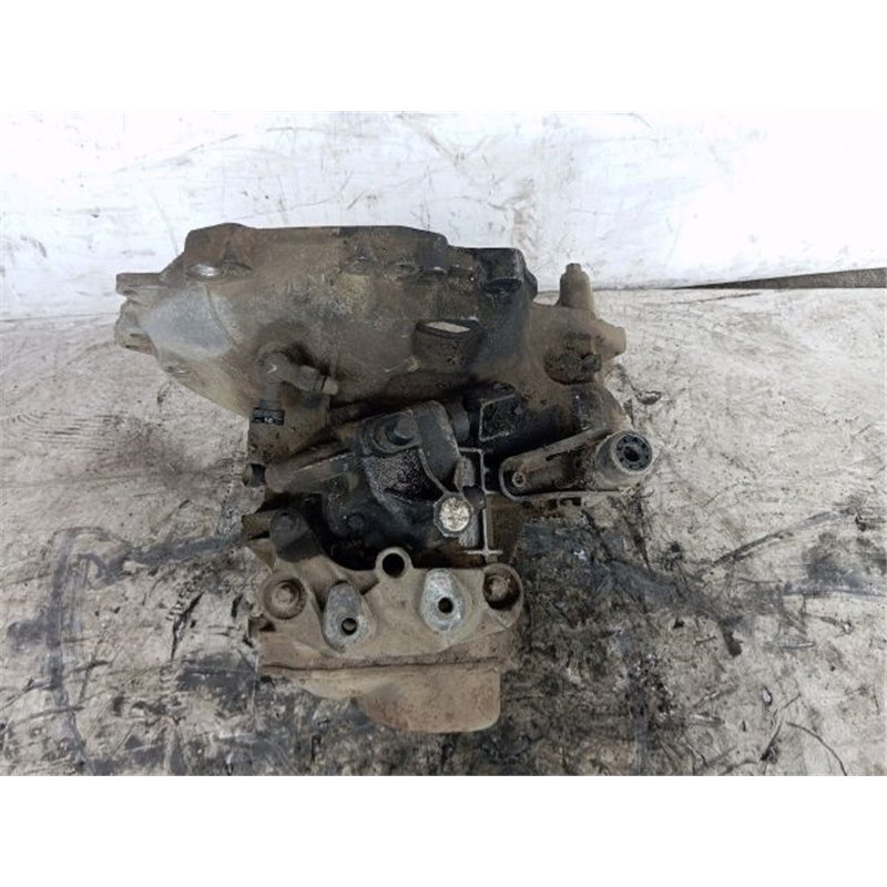 OPEL CORSA C (F08, F68) Váltó (Mechanikus)