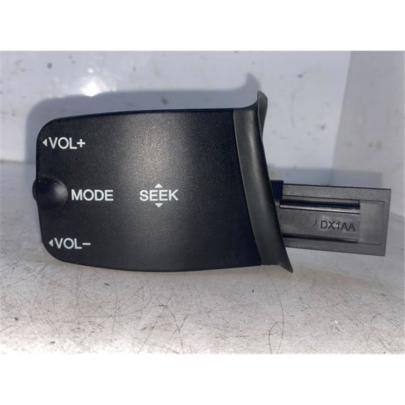 FORD FOCUS II (DA_) Bal Multikormány Kapcsoló