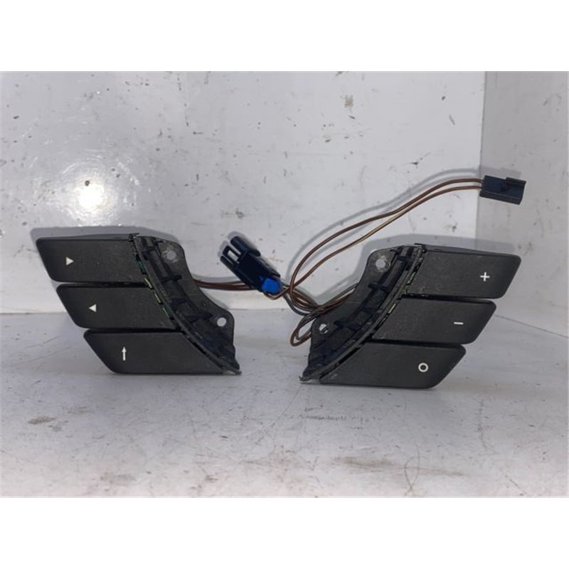 OPEL CORSA C (F08, F68) Multikormány Kapcsoló Pár