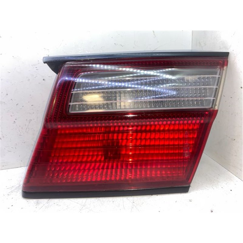 NISSAN ALMERA I (N15) Jobb Belső Hátsó Lámpa