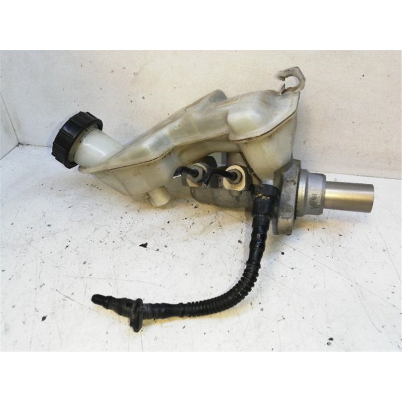 FORD FIESTA V Főfékhenger