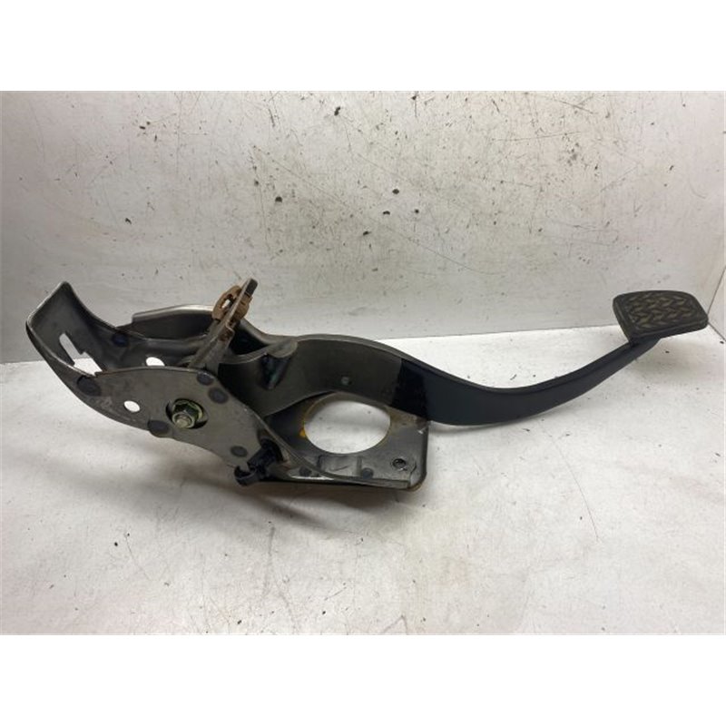 TOYOTA AVENSIS (T25_) Fékpedál