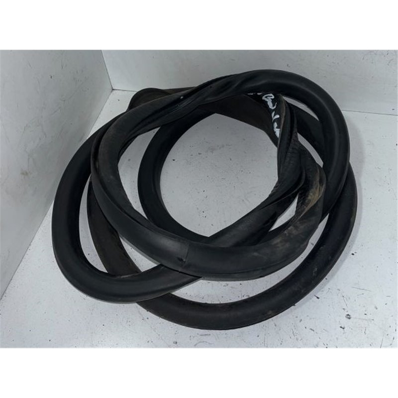 VW PASSAT B5 Bal első Gumikéder