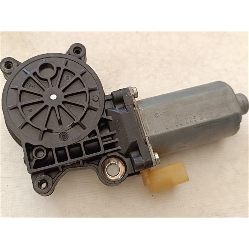 BMW 3 E46 Jobb első Ablakemelő Motor