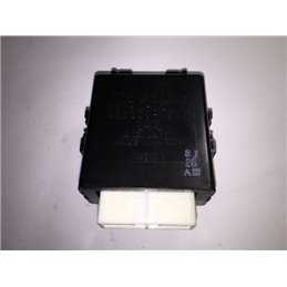 TOYOTA AURIS Ablaktörlő Relé