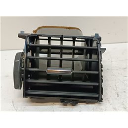 TOYOTA AURIS Középső Bal Szellőző