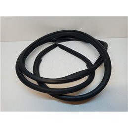 TOYOTA AURIS Bal hátsó Gumikéder