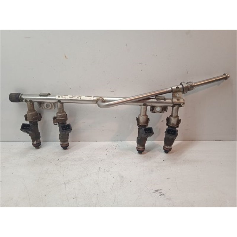 LADA KALINA Porlasztó Sor / Híd