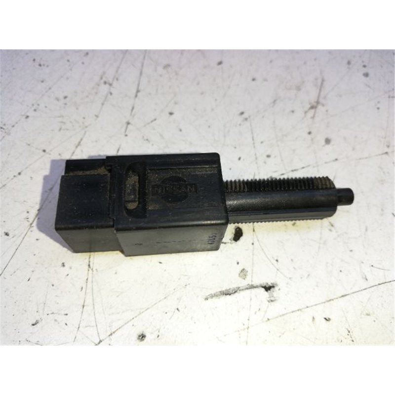 NISSAN PRIMERA Fék Pedál Kapcsoló