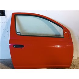 TOYOTA YARIS Jobb első Ajtó (Részeivel)