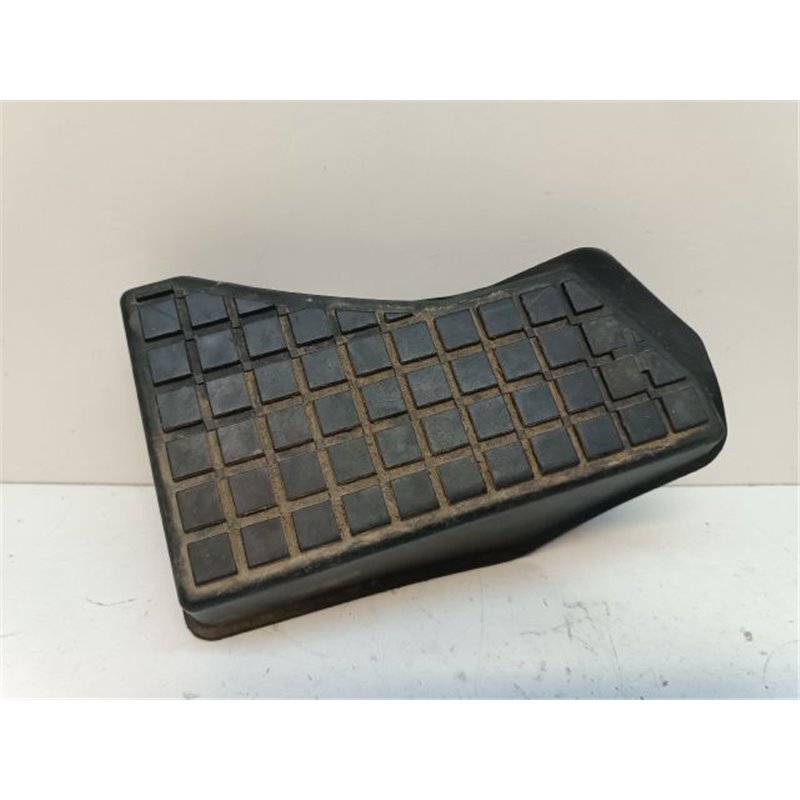 TOYOTA PRIUS Lábtámasz Burkolat