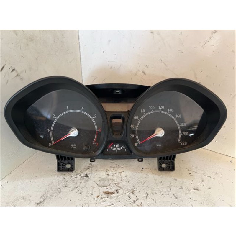 FORD FIESTA VI Kilométeróra