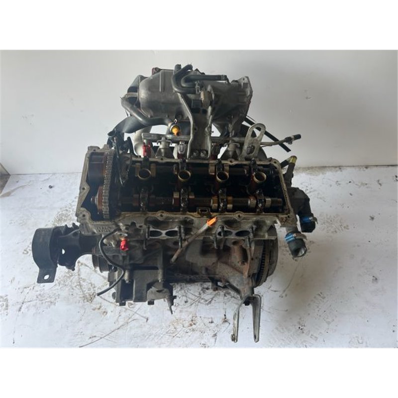 NISSAN ALMERA II Motor (Fűzött blokk hengerfejjel)