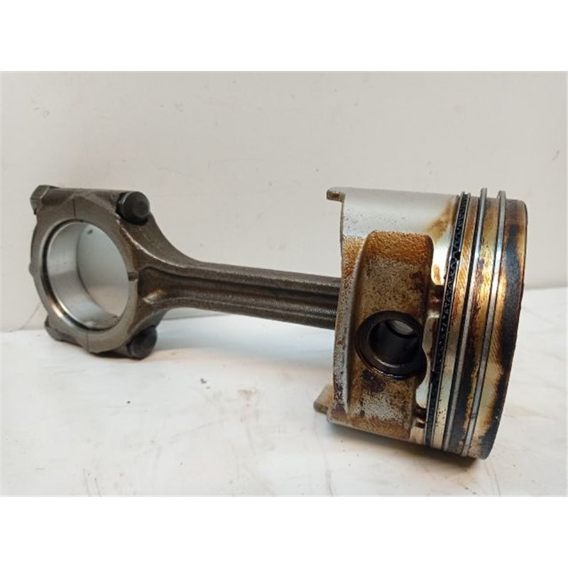 HYUNDAI i10 Dugattyú és Hajtókar