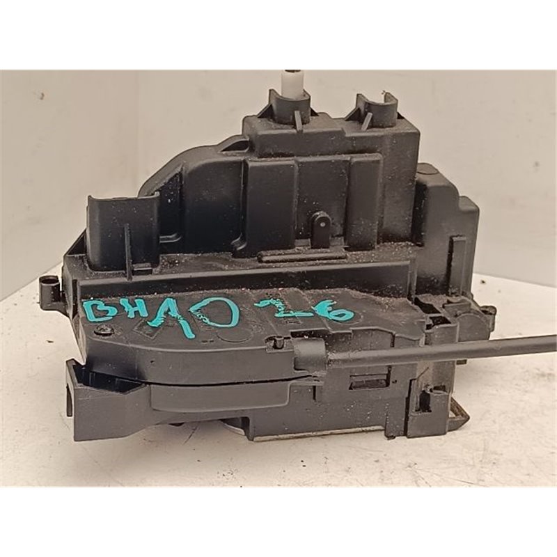 RENAULT CLIO III Bal hátsó Ajtózár