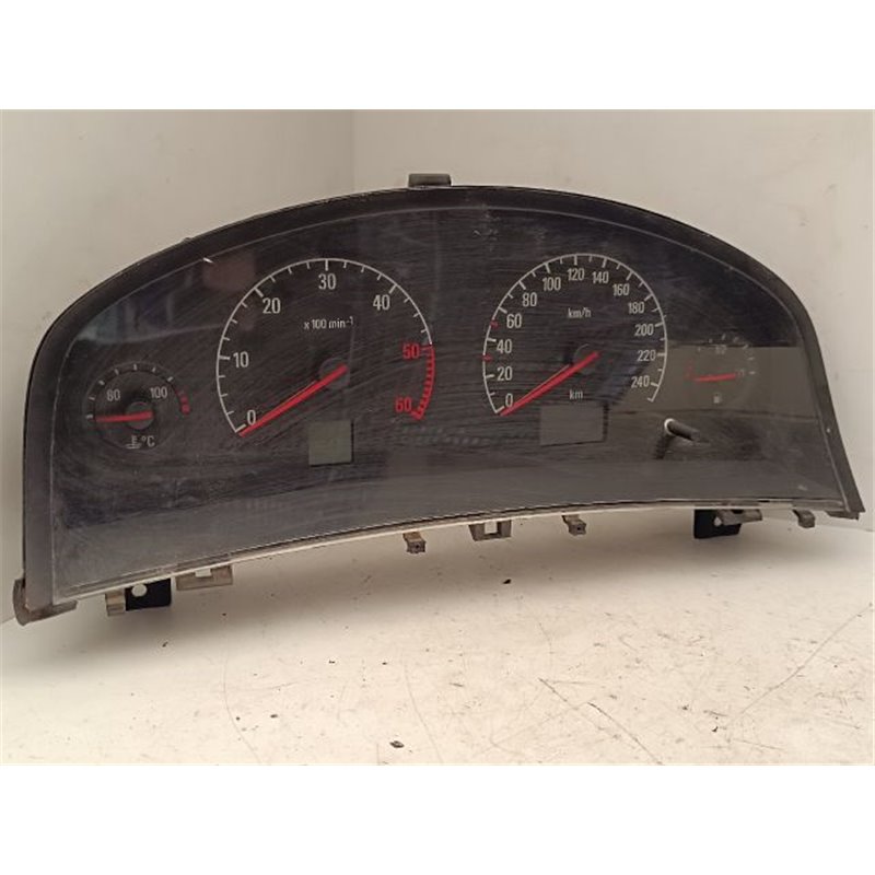 OPEL VECTRA C Kilométeróra