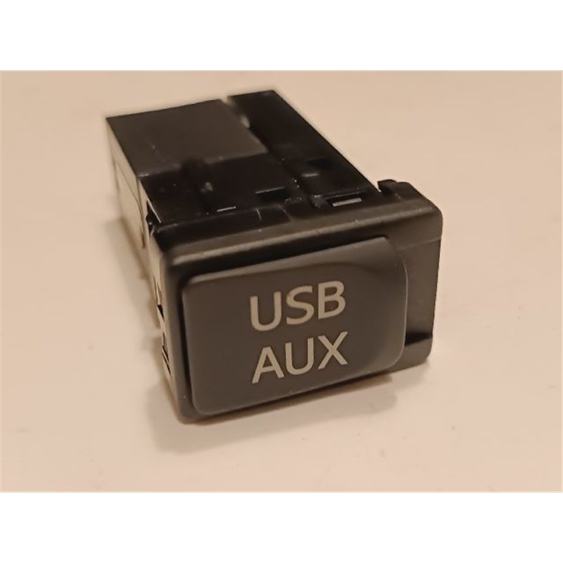 TOYOTA PRIUS USB Aljzat