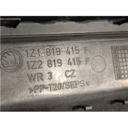 SKODA OCTAVIA II Levélrács