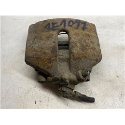 VW PASSAT B6 Jobb első Féknyereg Munkahengerrel