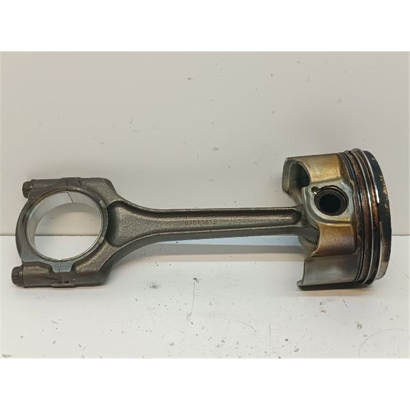 HONDA CIVIC VIII Dugattyú és Hajtókar