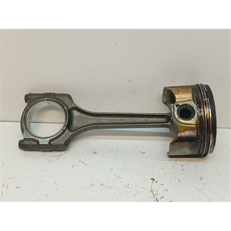 HONDA CIVIC VIII Dugattyú és Hajtókar