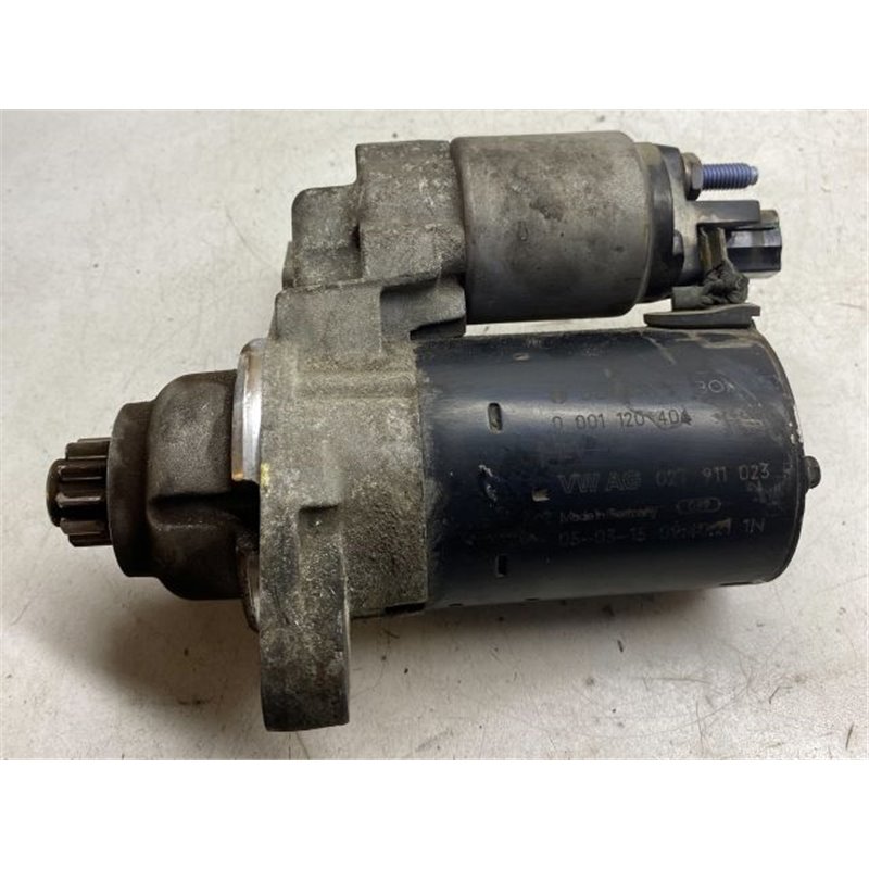 VW GOLF V Önindító