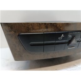 MERCEDES-BENZ E-CLASS CD / DVD Tár