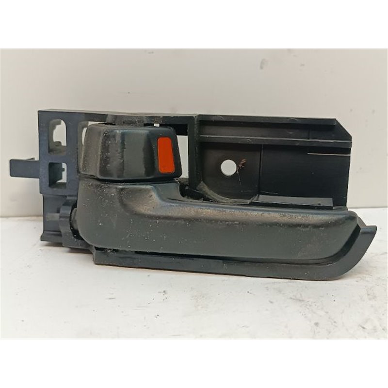 SUZUKI SWIFT III Bal első Belső Kilincs