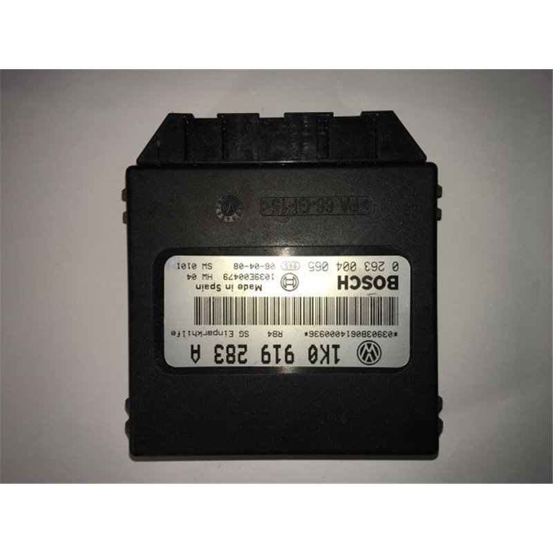 VW TOURAN Tolatóradar Elektronika