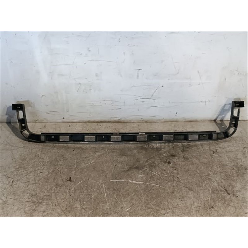 VW TOURAN Hátsó középső Lökhárító Tartó (Műanyag)