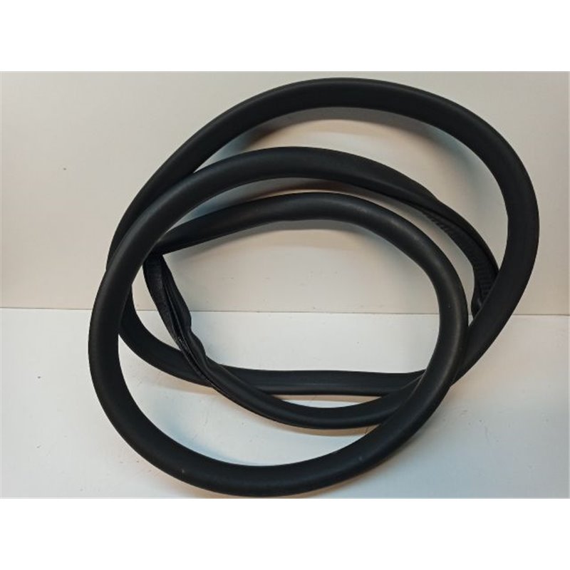 AUDI A8 Jobb hátsó Gumikéder