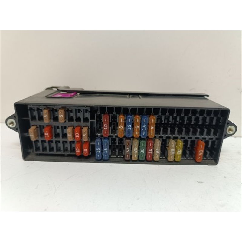 VW TOURAN Biztosítéktábla Utastér