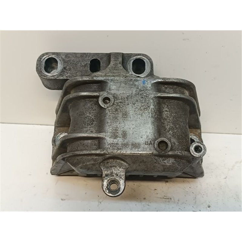 VW JETTA Motor Tartó Bak Jobb