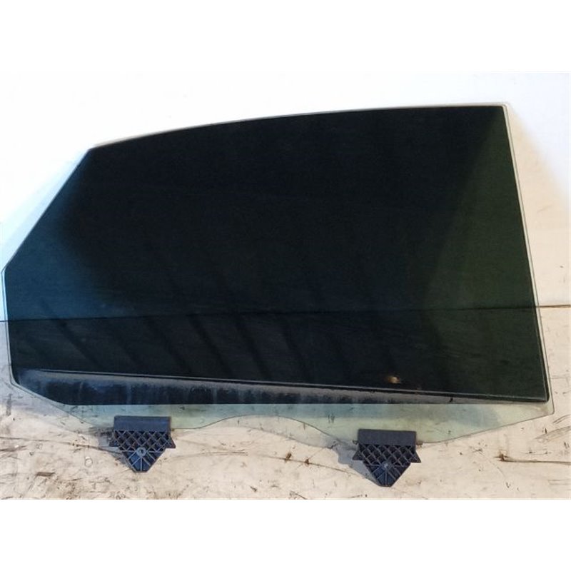 AUDI A8 Jobb hátsó Ablak