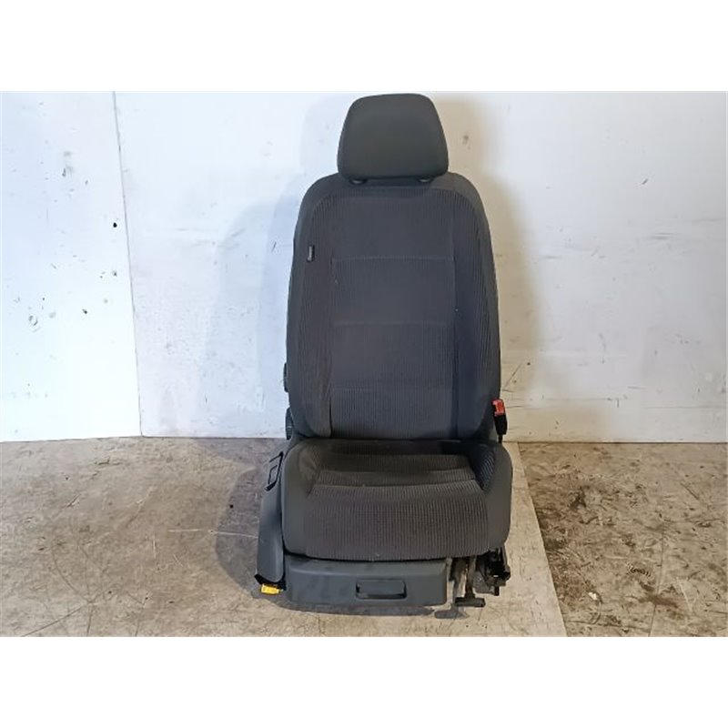 VW JETTA Jobb első Ülés