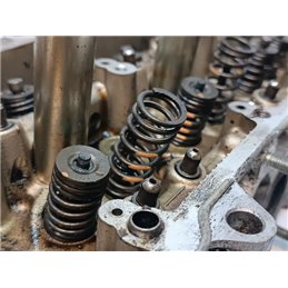 LEXUS IS Jobb Hengerfej (V-Motor/Boxer)