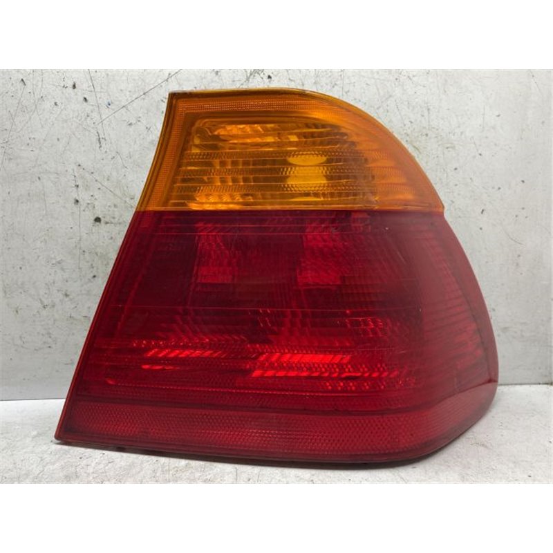 BMW 3 E46 Jobb Hátsó Lámpa