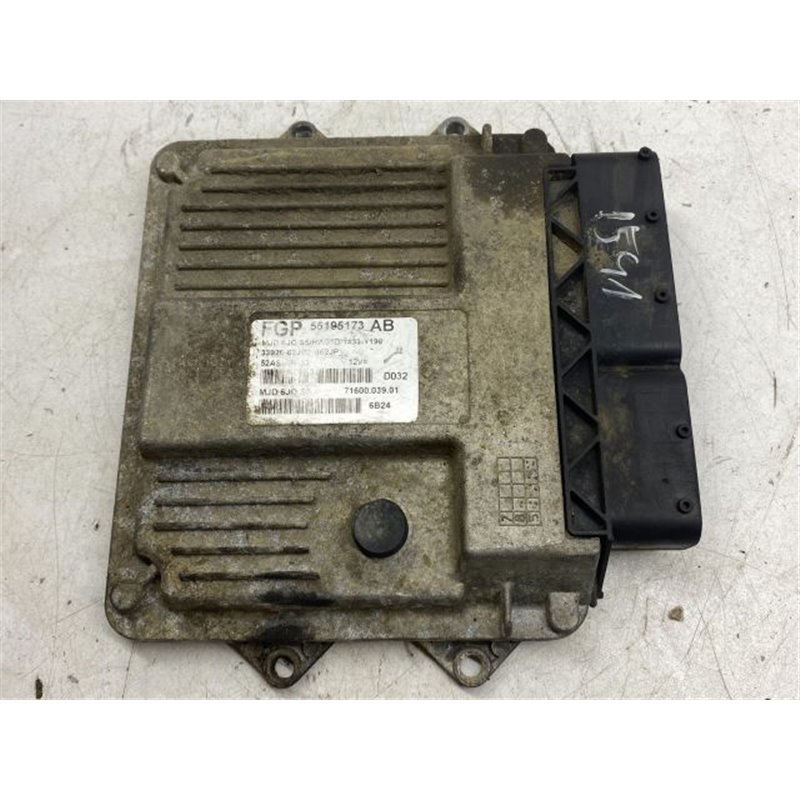 SUZUKI SWIFT III Motorvezérlő